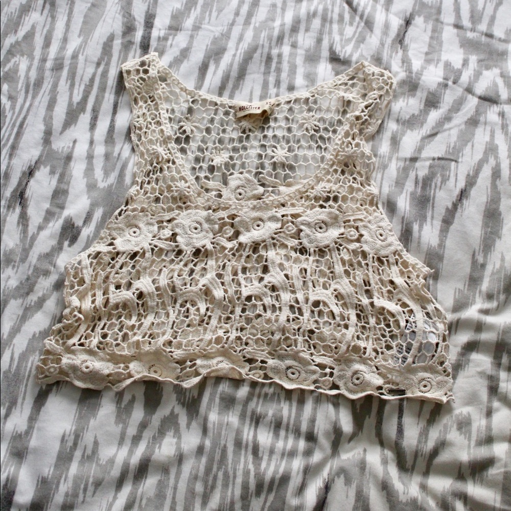 HOLLISTER crop top
